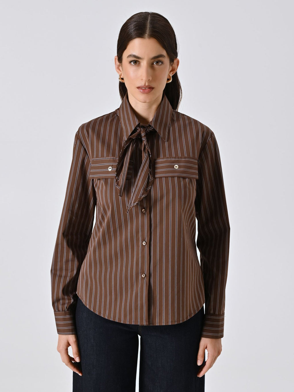 CAMICIA MARRONE A RIGHE CON FIOCCO